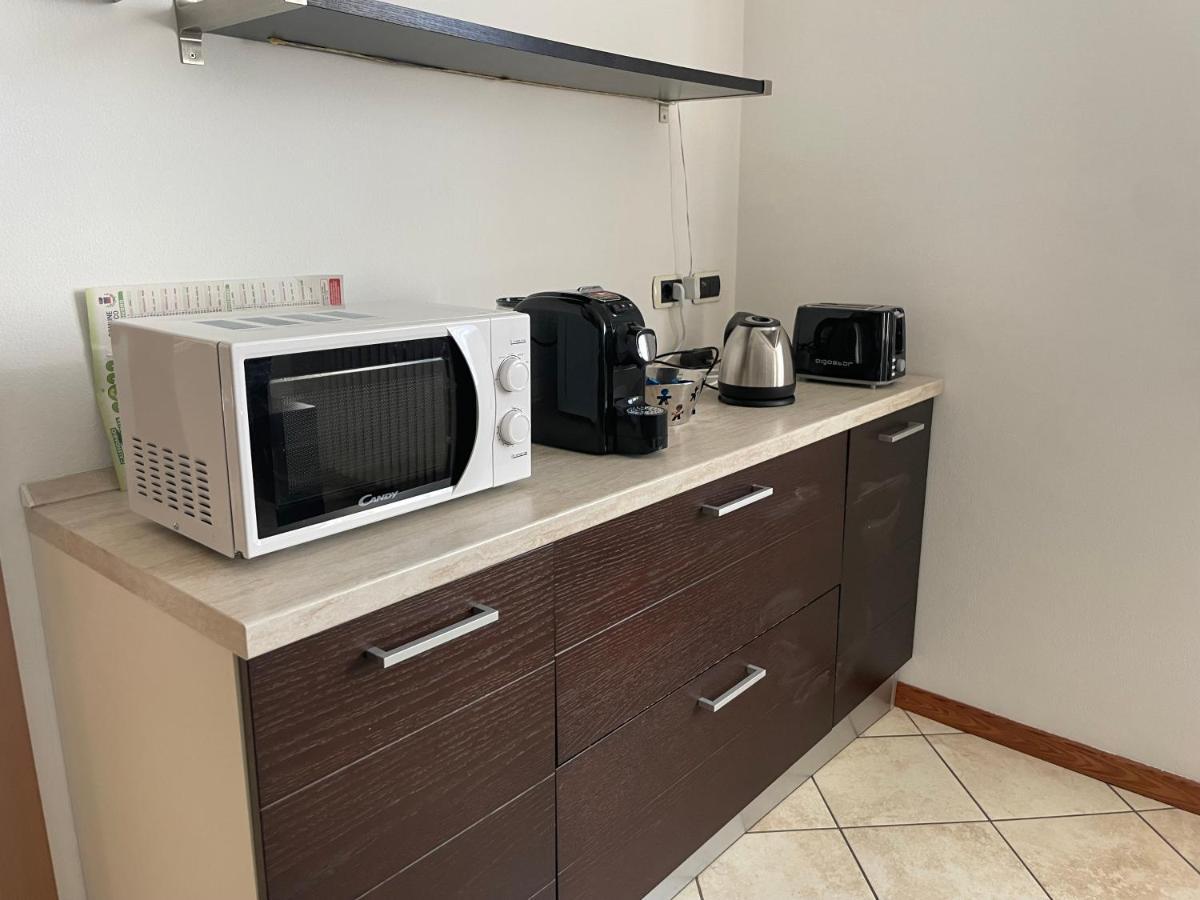 Como Lake Holiday Home Colico Bagian luar foto
