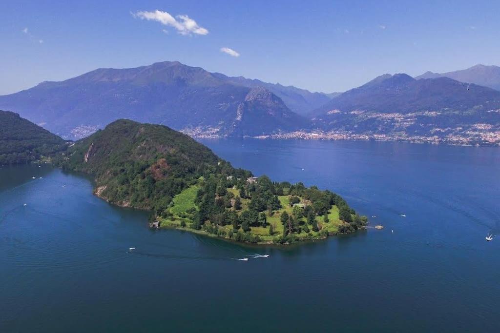 Como Lake Holiday Home Colico Bagian luar foto