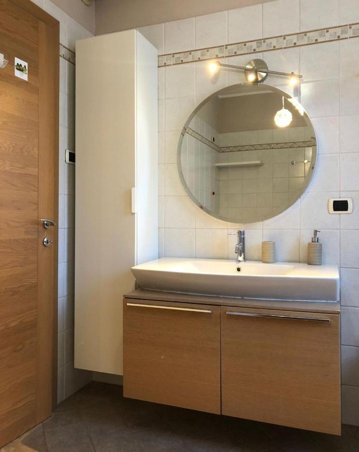Como Lake Holiday Home Colico Bagian luar foto
