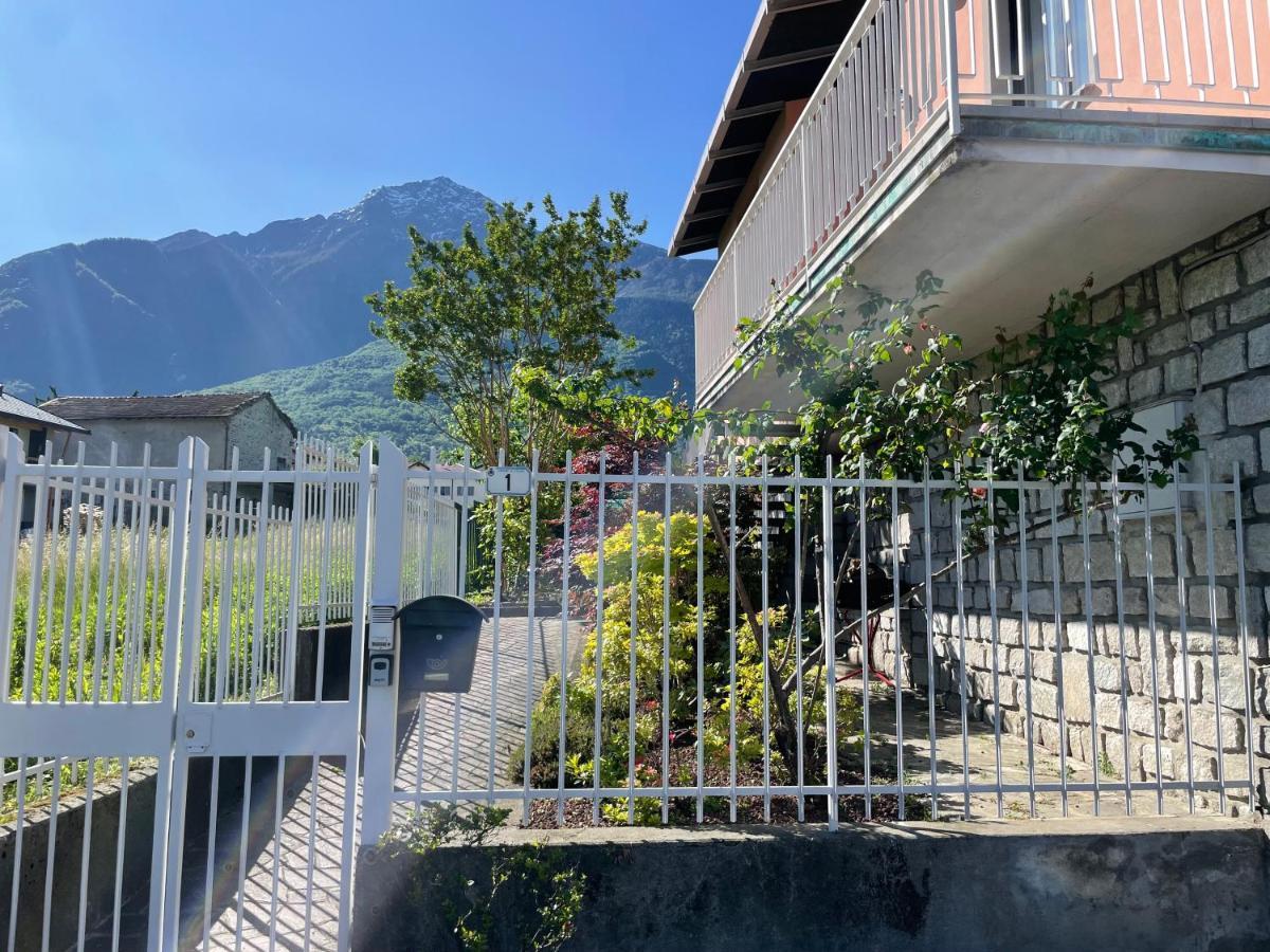Como Lake Holiday Home Colico Bagian luar foto