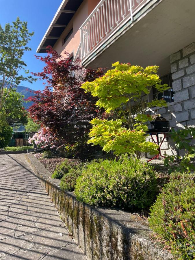 Como Lake Holiday Home Colico Bagian luar foto