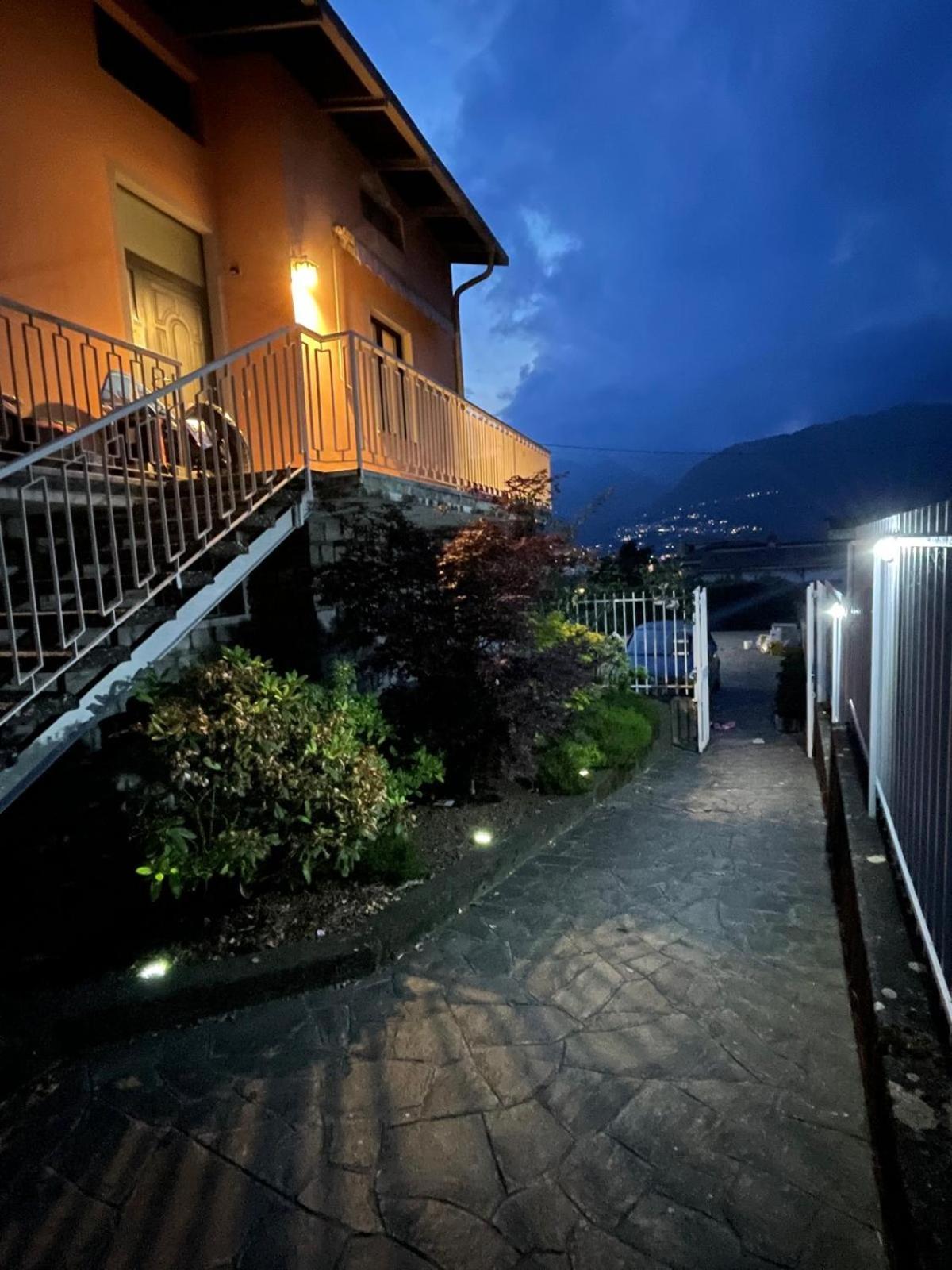 Como Lake Holiday Home Colico Bagian luar foto